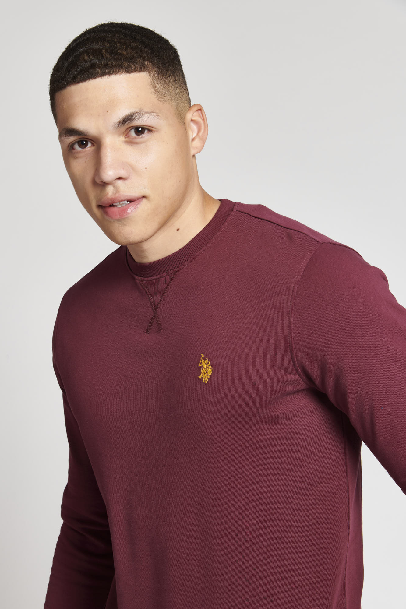 Mens Crew Neck Sweatshirt in Windsor Wine