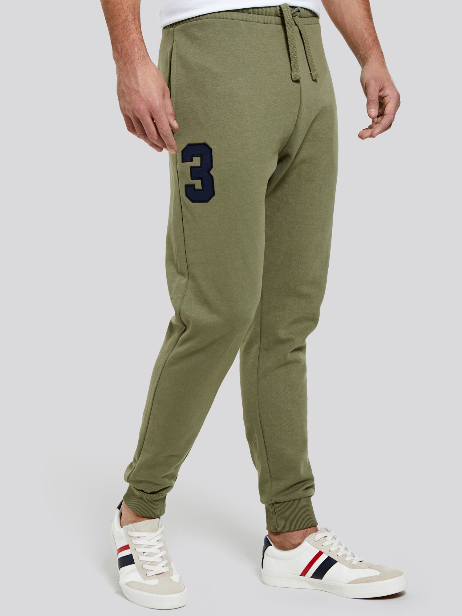 Mens Player 3 Joggers in Deep Lichen Green