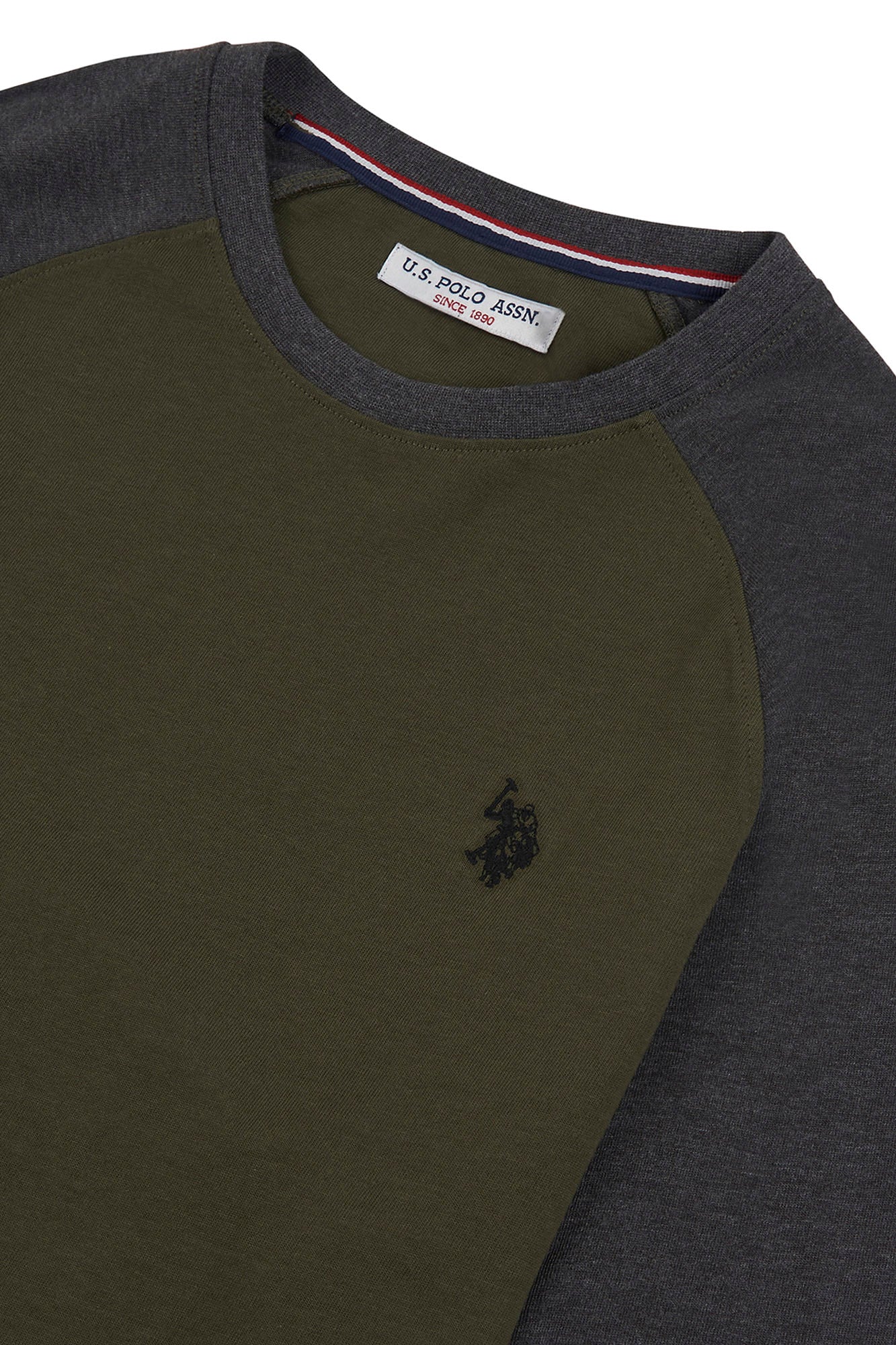 Mens Raglan Long Sleeved T-Shirt in Army Green