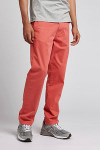 Mens Heritage Chino in Cranberry