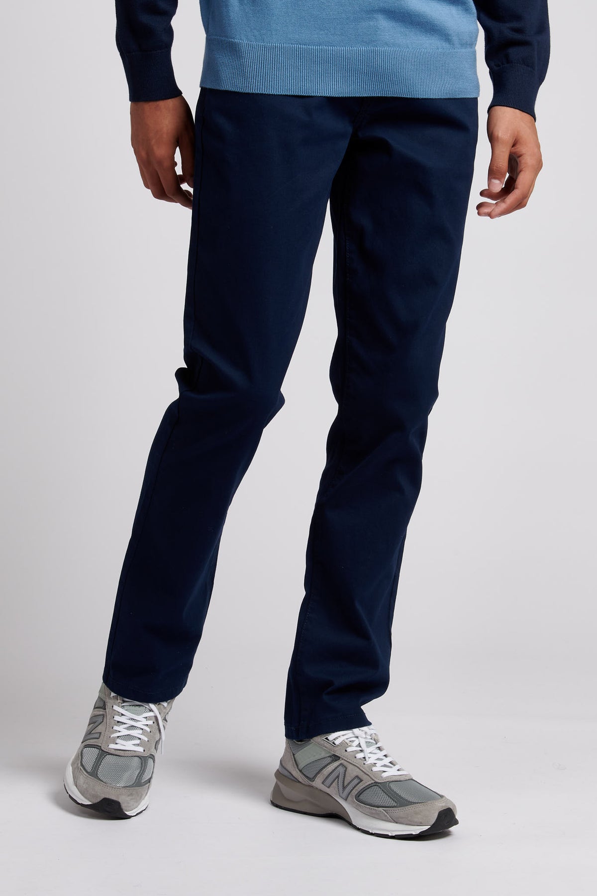 Mens Brushed Twill Trouser in Navy Blue