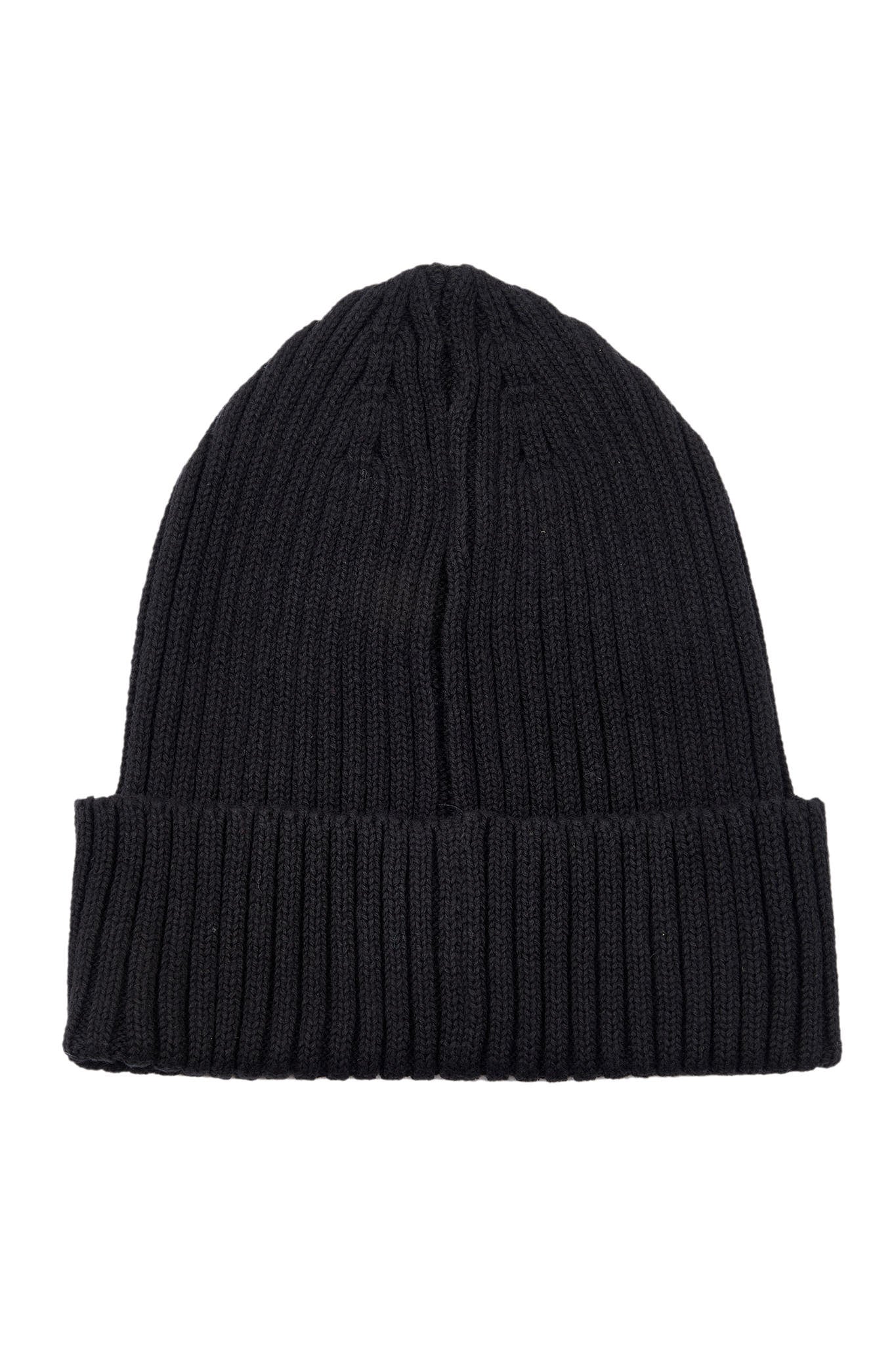 Badge Beanie in Black