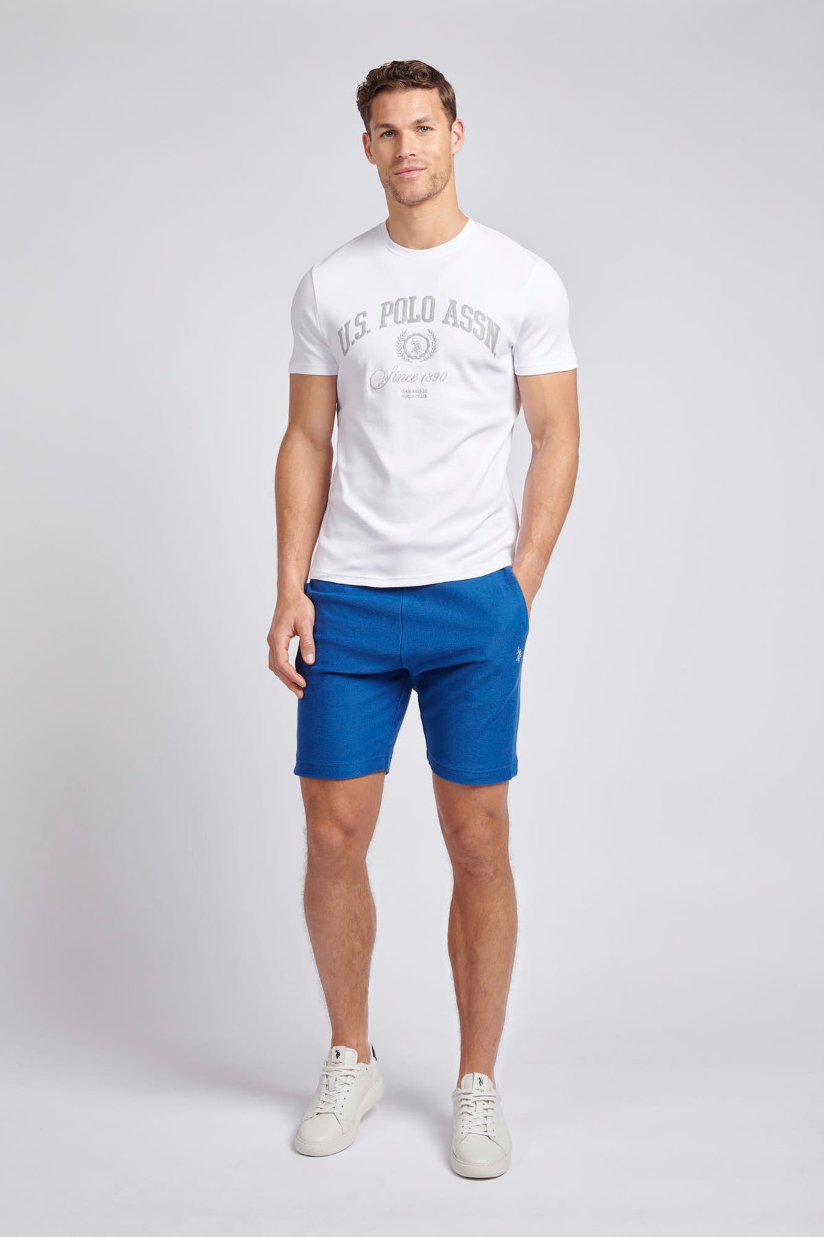 Mens Classic Fit Texture Reverse Shorts in Deja Vu Blue