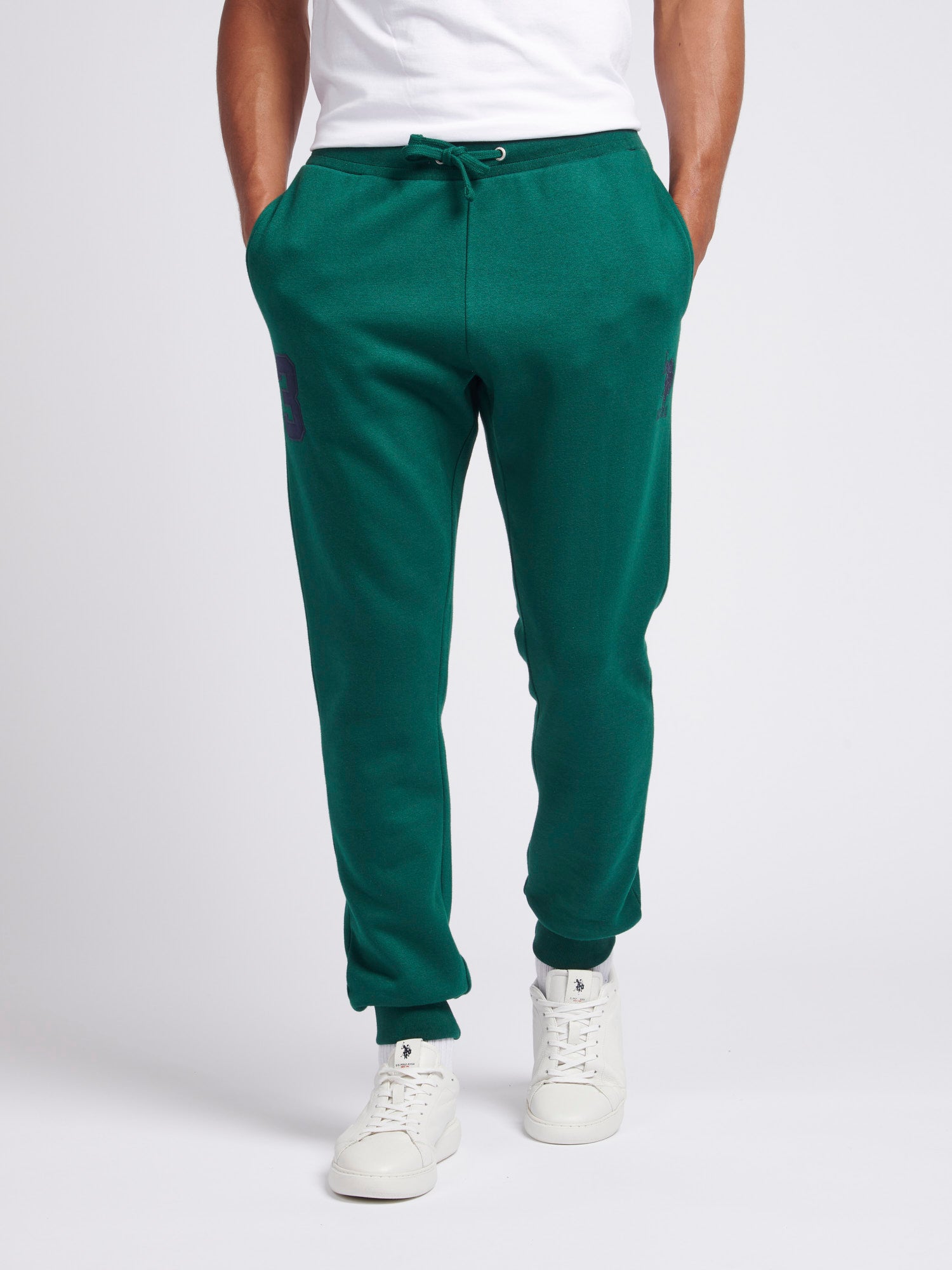 Mens Player 3 Joggers in Rain Forest