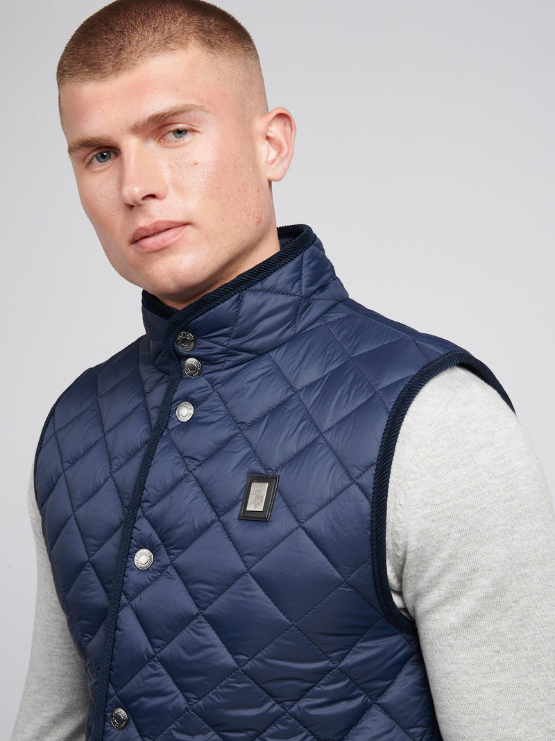 Mens Diamond Quilt Hacking Gilet in Dark Sapphire Navy