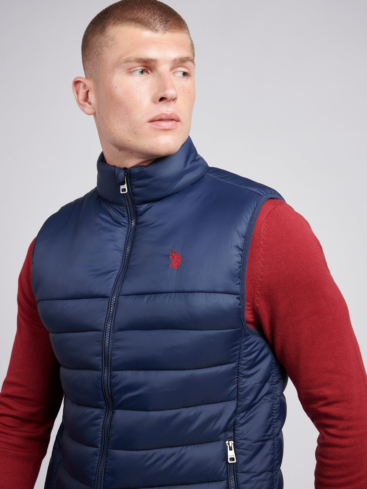 Mens Panelled Quilted Gilet in Dark Sapphire Navy / Haute Red DHM