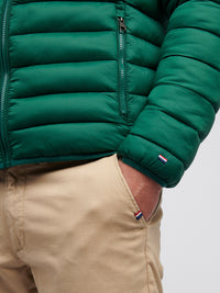 Mens Lightweight Bound Quilted Jacket in Rain Forest