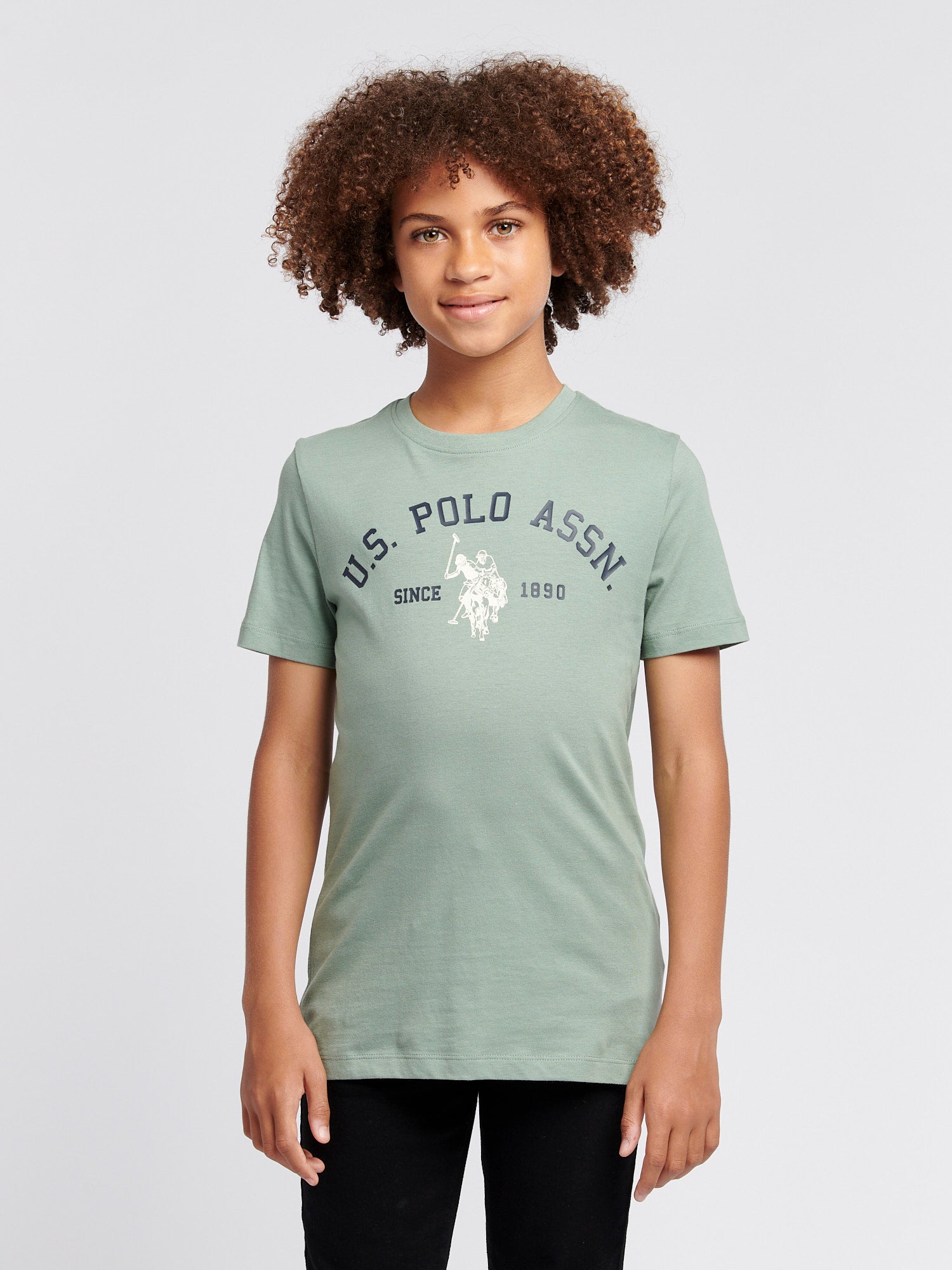 Boys Signature Arch T-Shirt in Chinois Green