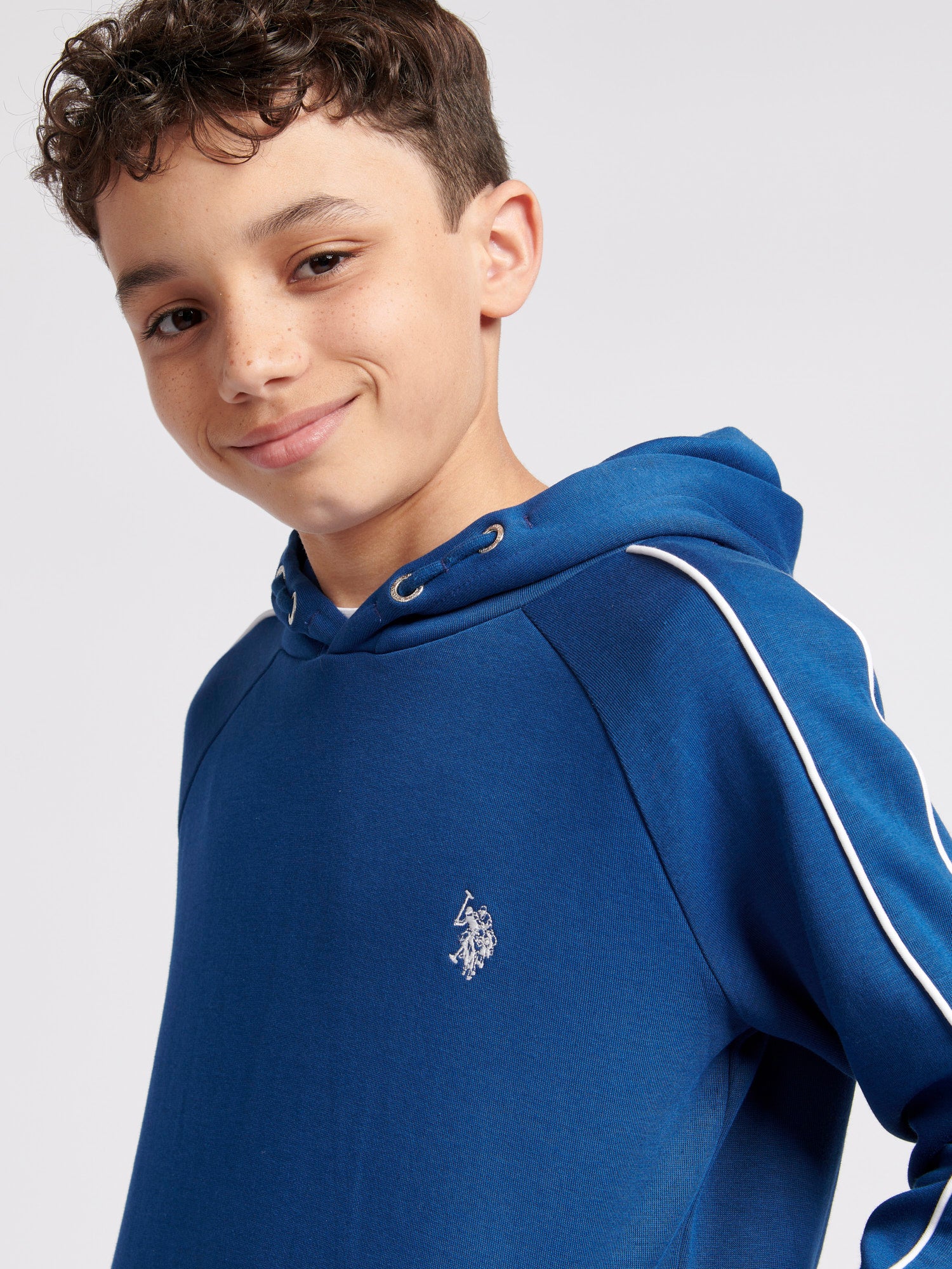 Boys Piped Raglan Hoodie in Navy Peony