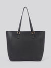 U.S. Polo Assn. Womens Jones Chic Shopping Bag in Black