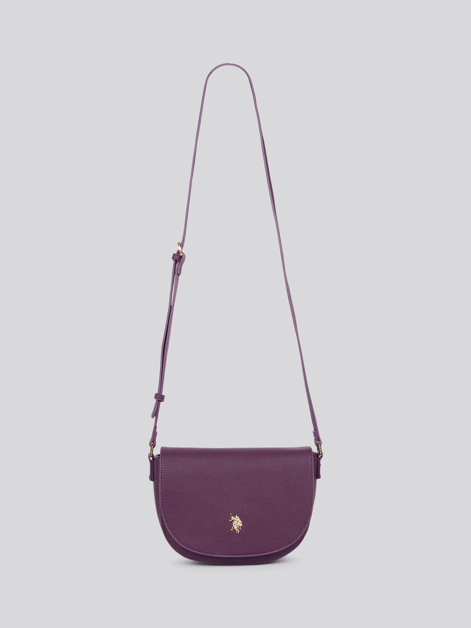 U.S. Polo Assn. Womens Jones Flap Crossbody Bag in Plum