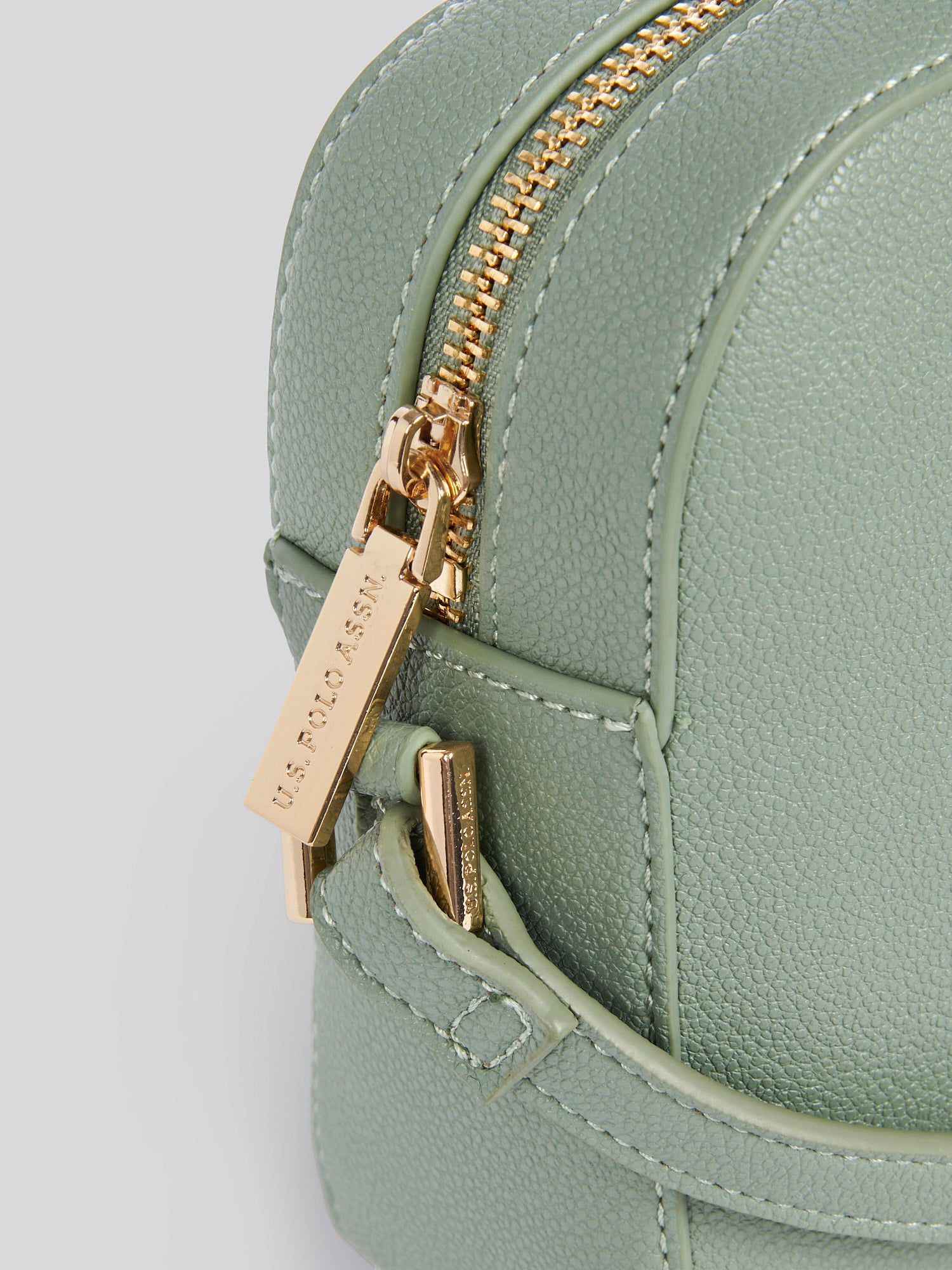 U.S. Polo Assn. Womens Jones Crossbody Bag in Sage