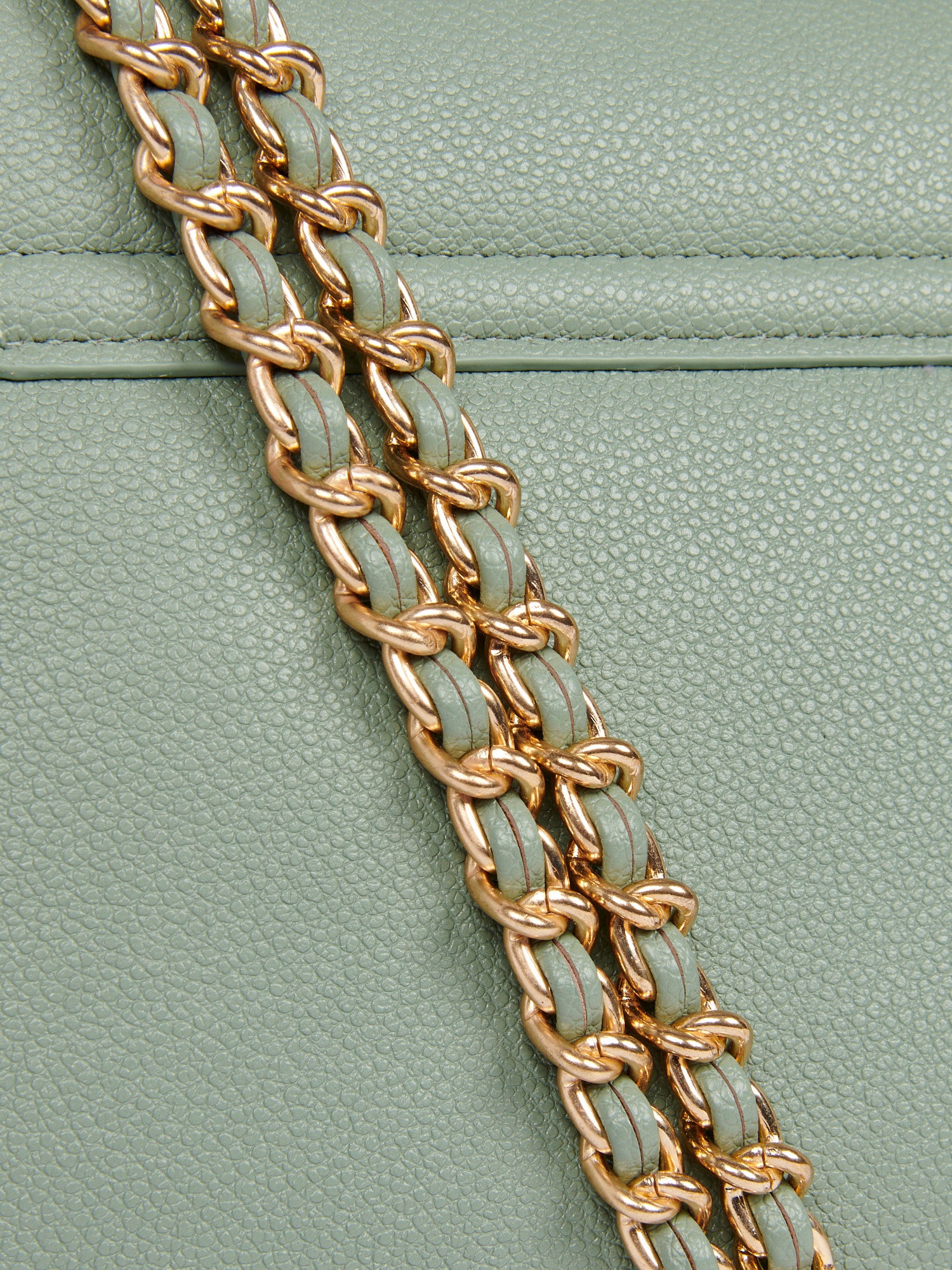 U.S. Polo Assn. Womens Jones Flap Crossbody Chain Bag in Sage