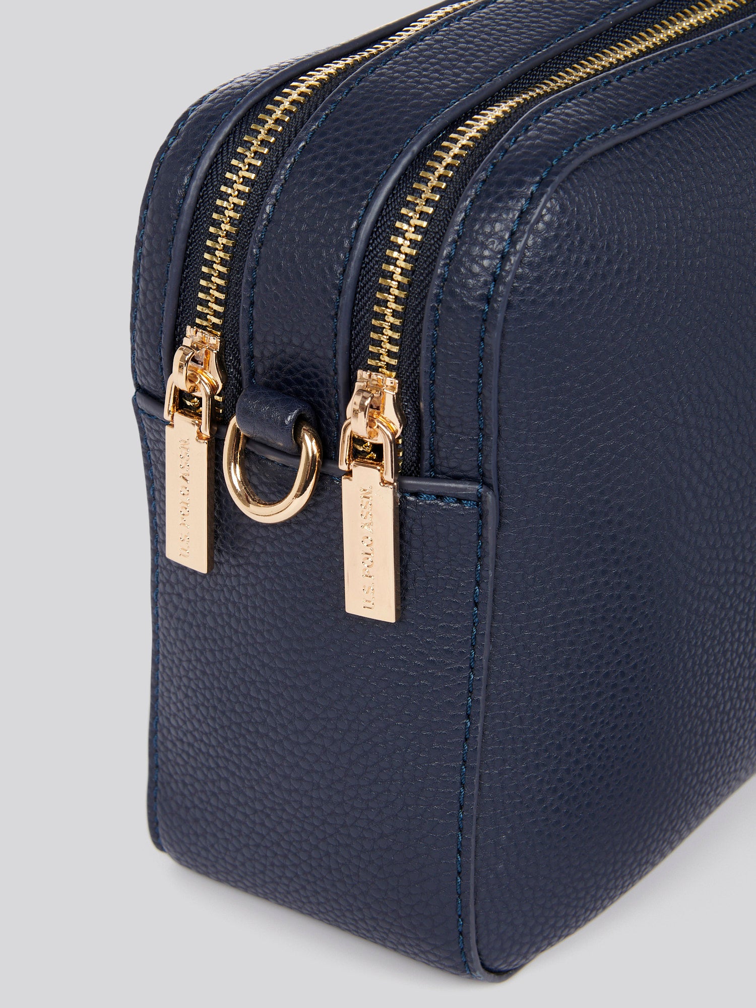 U.S. Polo Assn. Womens New Mansion D-Zip Crossbody Bag in Navy